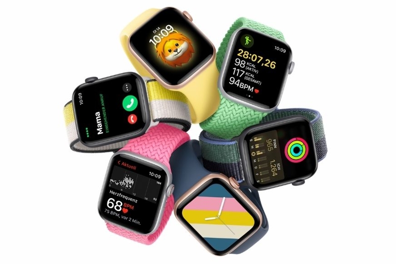 Умные часы Apple Watch SE.